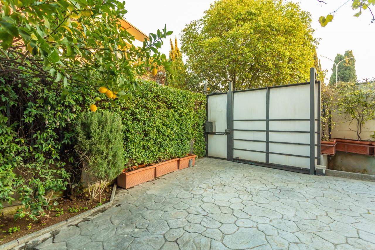 St Peter's Spacious 4 Bdr With Private Parking Lejlighed *