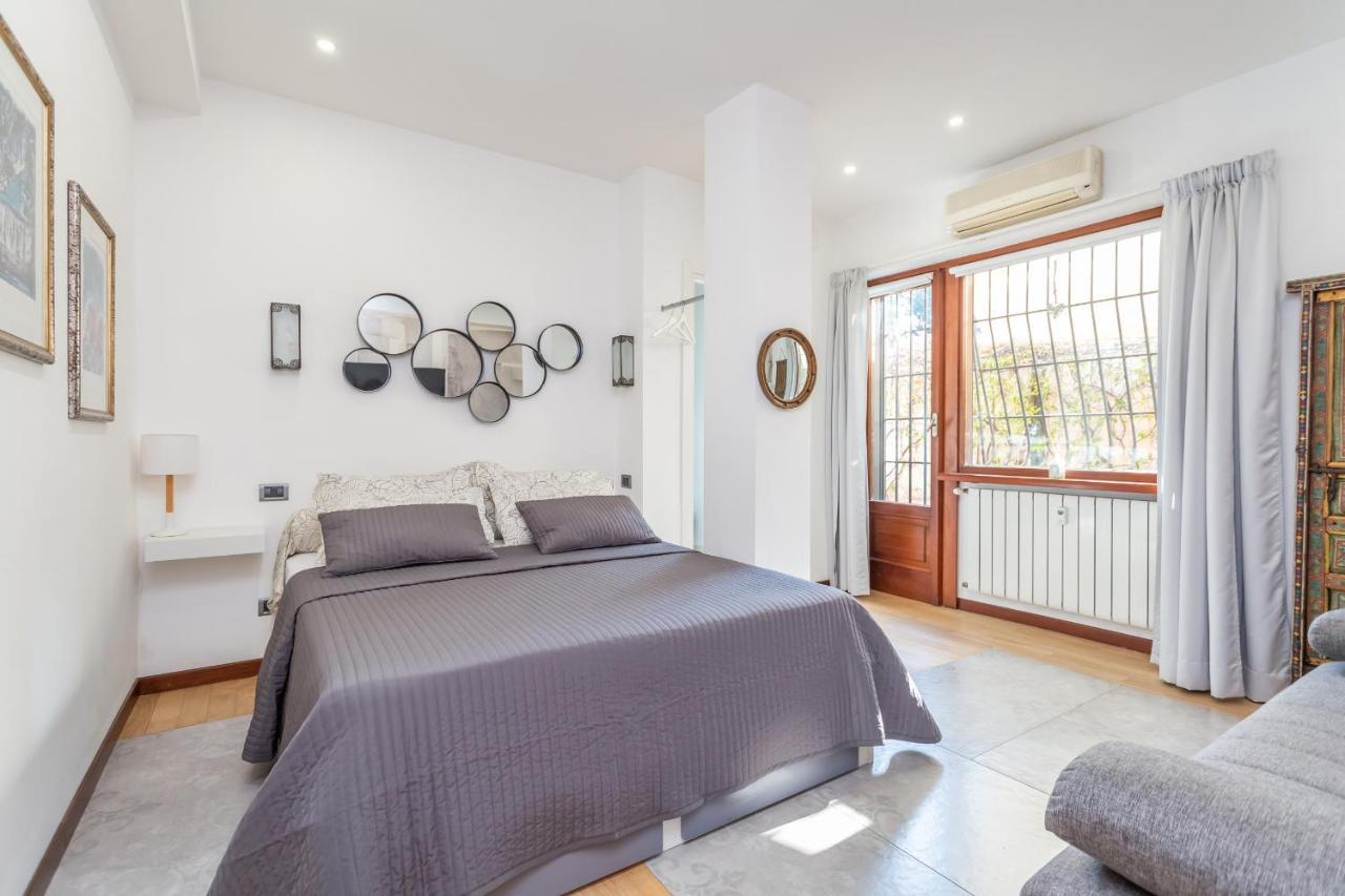 St Peter's Spacious 4 Bdr With Private Parking Lägenhet Rom