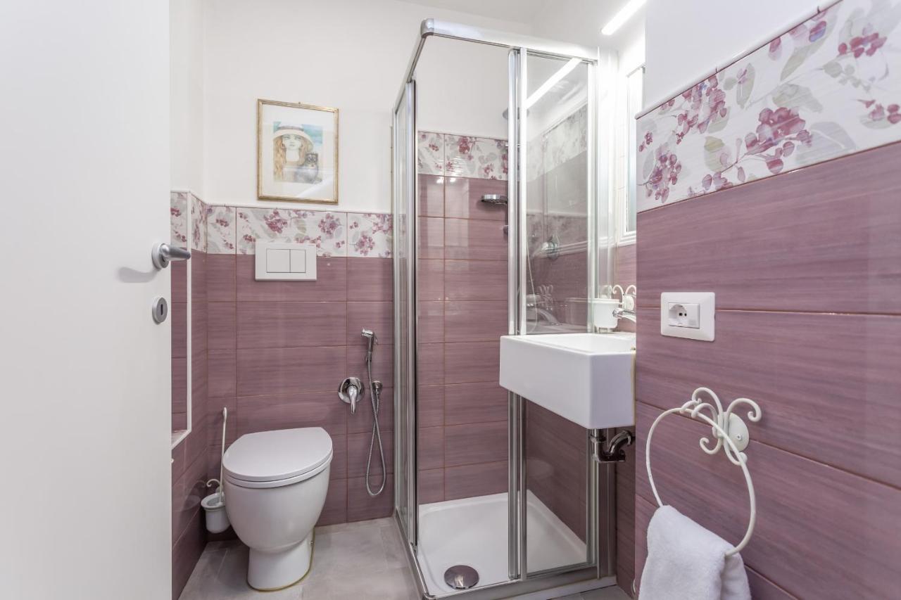 St Peter's Spacious 4 Bdr With Private Parking Lägenhet Rom
